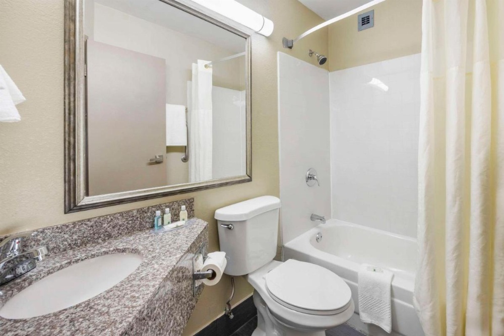 Quality Inn Jackson Image 12
