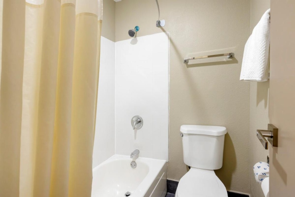 Quality Inn Jackson Image 46